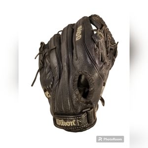 Wilson A500  11 1/2'  RHT black leather glove mitts vintage